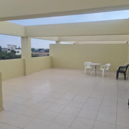 Top Floor 1 Bdrm Aprtrmnt Apartment Dromolaxia