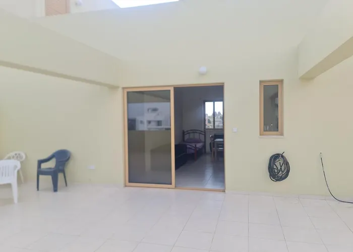 Top Floor 1 Bdrm Aprtrmnt Апартаменты